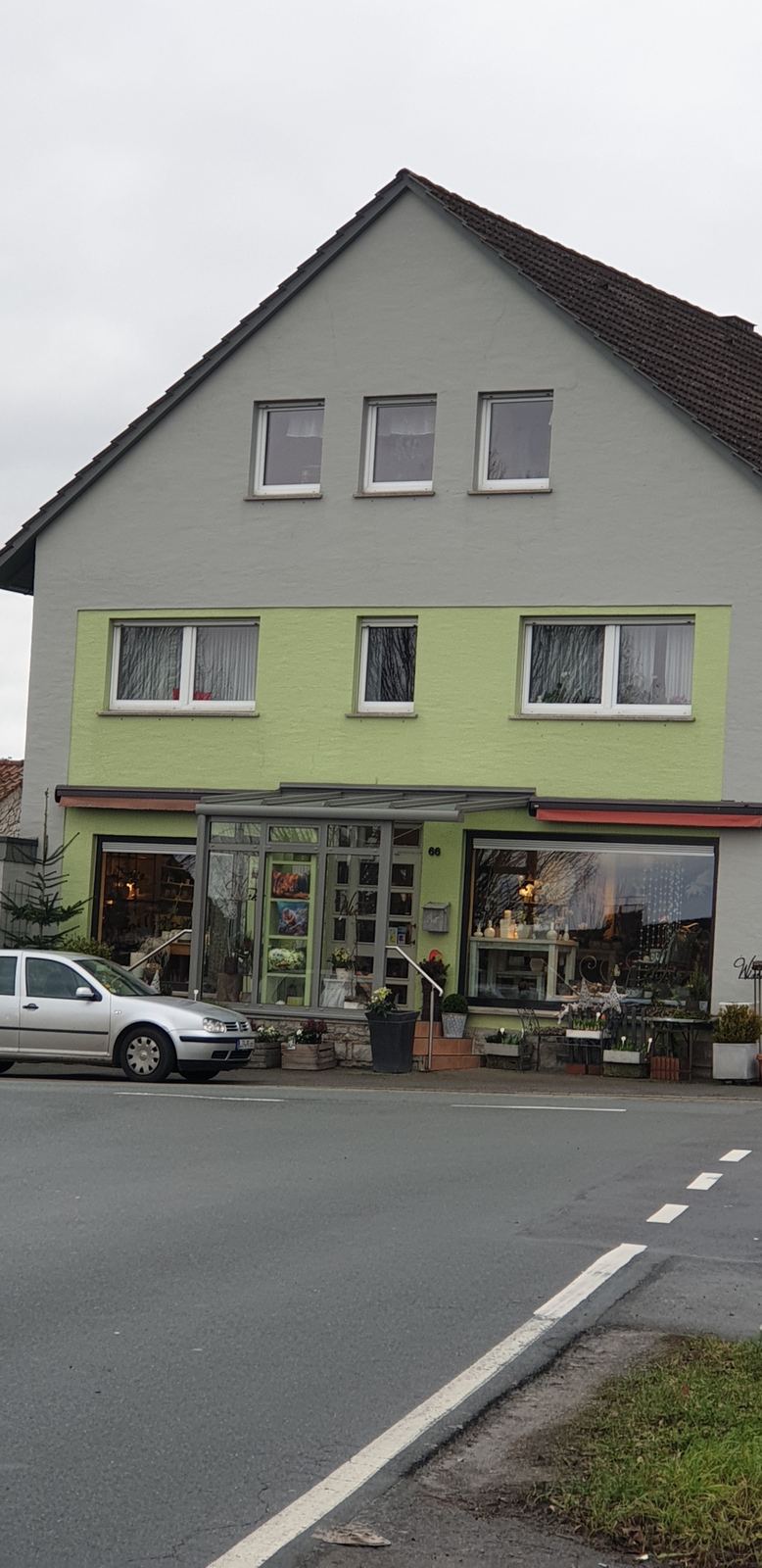 Ladenlokal von Gärtnerei & Floristik Winter an der Salzufler Straße 66 in Lemgo-Kirchheide